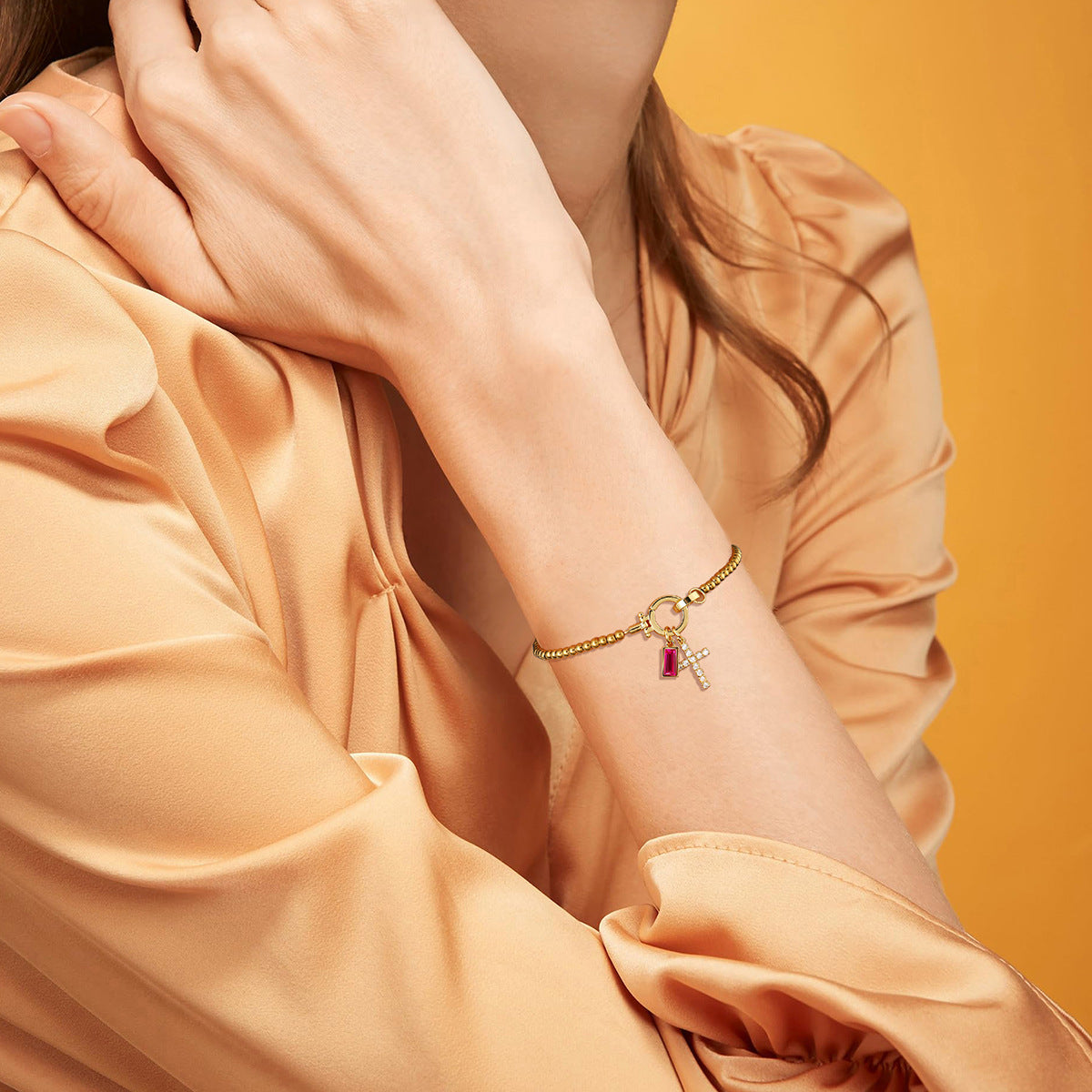 JIAORA Zodiac – Bracelet Pendentif Pierre de Lune & Croix Dorée