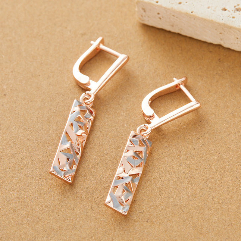 Les Éclats d’Aurore – Boucles d’oreilles pendantes géométriques